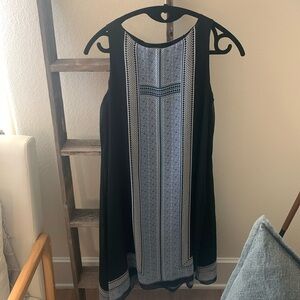 Max Studio Patterned Blue and Black Sleeveless Dress